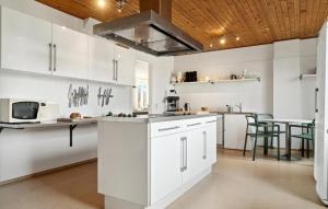 Nice Home In Ørum Djurs With Sauna