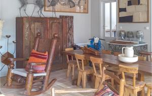 Maisons de vacances Amazing Home In Leognan With Sauna : photos des chambres
