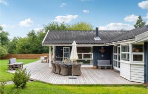 Amazing Home In Fårevejle With Sauna