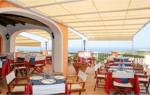 Cozy Apartment In Punta De Su Torrione