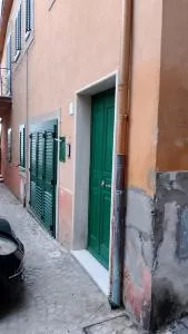 Sotto la torre appartamento - Passo Corese