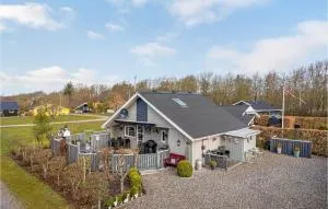 2 Bedroom Nice Home In Hemmet - Falen