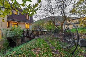 Luxurious flat 160m2 in center, 3 bedrooms, AC, garden, parking