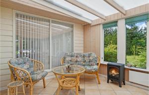 Lovely Home In Hemmet With Wifi