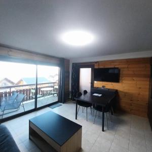 Appartements Residence Joubelle - Joli chalet de 4 couchages avec une superbe vue a Reallon station JOUB8-1 MAE-5491 : photos des chambres