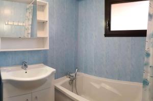 Appartements Residence Joubelle - Joli chalet de 4 couchages avec une superbe vue a Reallon station JOUB8-1 MAE-5491 : photos des chambres