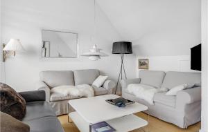 Holiday Home Gulirisvej Blok