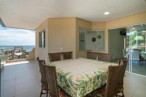 A42 - Águas Azuis - Apto 402 bl 02