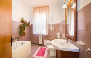 Casa Vacanze con 7 Camere da Letto