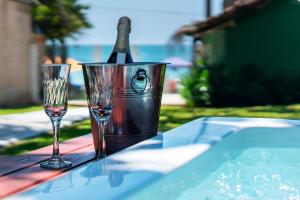 Casa Beira mar, com Jacuzzi no centro de Bombinhas