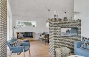 4 Bedroom Cozy Home In Rudkøbing