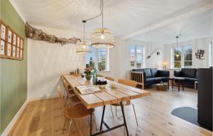 Lovely Home In Aabenraa With Kitchen