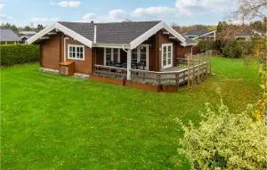 Amazing Home In Væggerløse With Sauna - Væggerløse