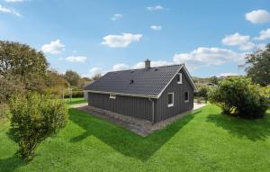 Cozy Home In Hemmet With Kitchen