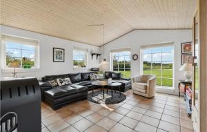 3 Bedroom Beautiful Home In Tarm