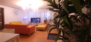 연지 White Linen House