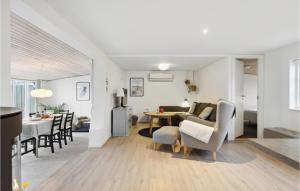 Awesome Home In Otterup With Wifi