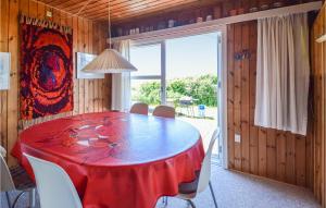 Three-Bedroom Holiday Home In Karrebaksminde