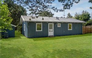 Awesome Home In Væggerløse With Kitchen