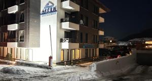 ALTITUDE MOUNTAIN APARTMENTS ASPEN at GONDOLA BANSKO