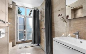 Nice Home In Allinge With Wifi