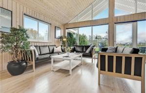 Stunning Home In Idestrup With Kitchen