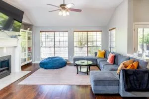 Spacious 4BR Home Away From Home at Avery Ranch! - Leander