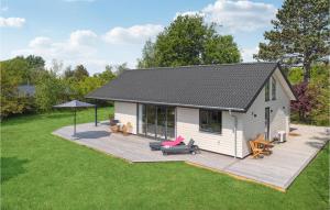 Gorgeous Home In Stege With Wifi