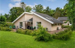 Stunning Home In Højby With Wifi