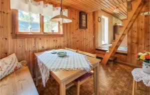 Amazing Home In Färgelanda With Wifi