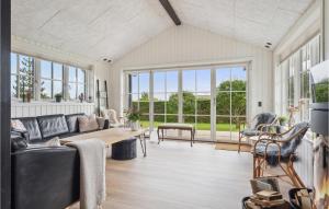 Cozy Home In Juelsminde With Wifi