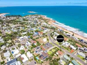 Corio 14 Battunga Ave Port Elliot - No Linen Included - Port Elliot