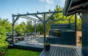 Lovely Home In Hurup Thy With Wifi