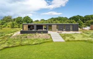 Beautiful Home In Tranekær With Wifi