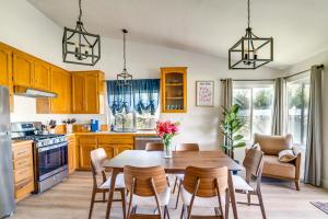 Water-View Home w Hot Tub in Lake Elsinore!