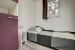 Campings Camping Les Vernieres La Bourboule Sancy : photos des chambres