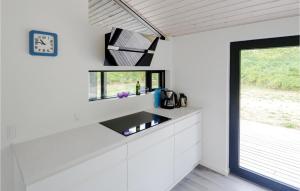 Three-Bedroom Holiday Home In Glesborg