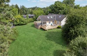 Three-Bedroom Holiday Home In Hojby