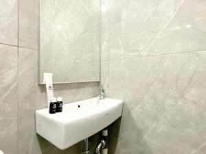 Comfort and Cozy Designed Studio Sayana Bekasi Apartment By Travelio