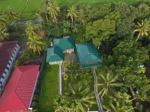 Pamba Inn - Champakulam