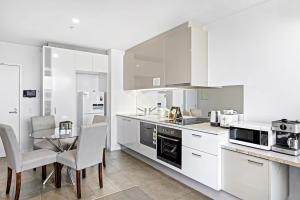Modern One-bedroom Apt in the Heart of Melbourne
