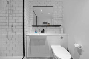 Deluxe 1 Bed In Colindale Wembley with FreeWifiTV