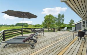 Cozy Home In Tranekær With Kitchen