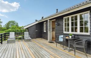 Cozy Home In Tranekær With Kitchen
