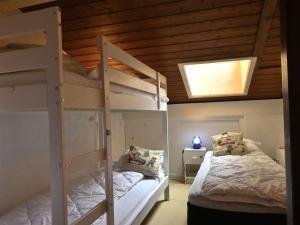 Confortable 3 pièces, 6 pers, balcon sud, proche télésiège, animaux OK, parking, WiFi - FR-1-676-202