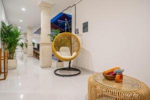 Luxury Brand-New Private Villa with Huge Pool in Canggu Best Location