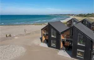 Kysthusene, Lejl, 8 - Høng