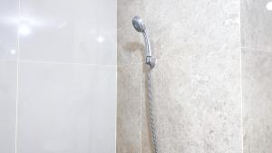 Cozy Living Studio Transpark Cibubur near Shopping Center Apartment By Travelio