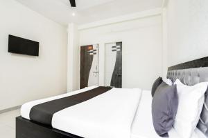 Hotel O Grand Trinity