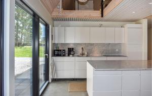 4 Bedroom Stunning Home In Ystad